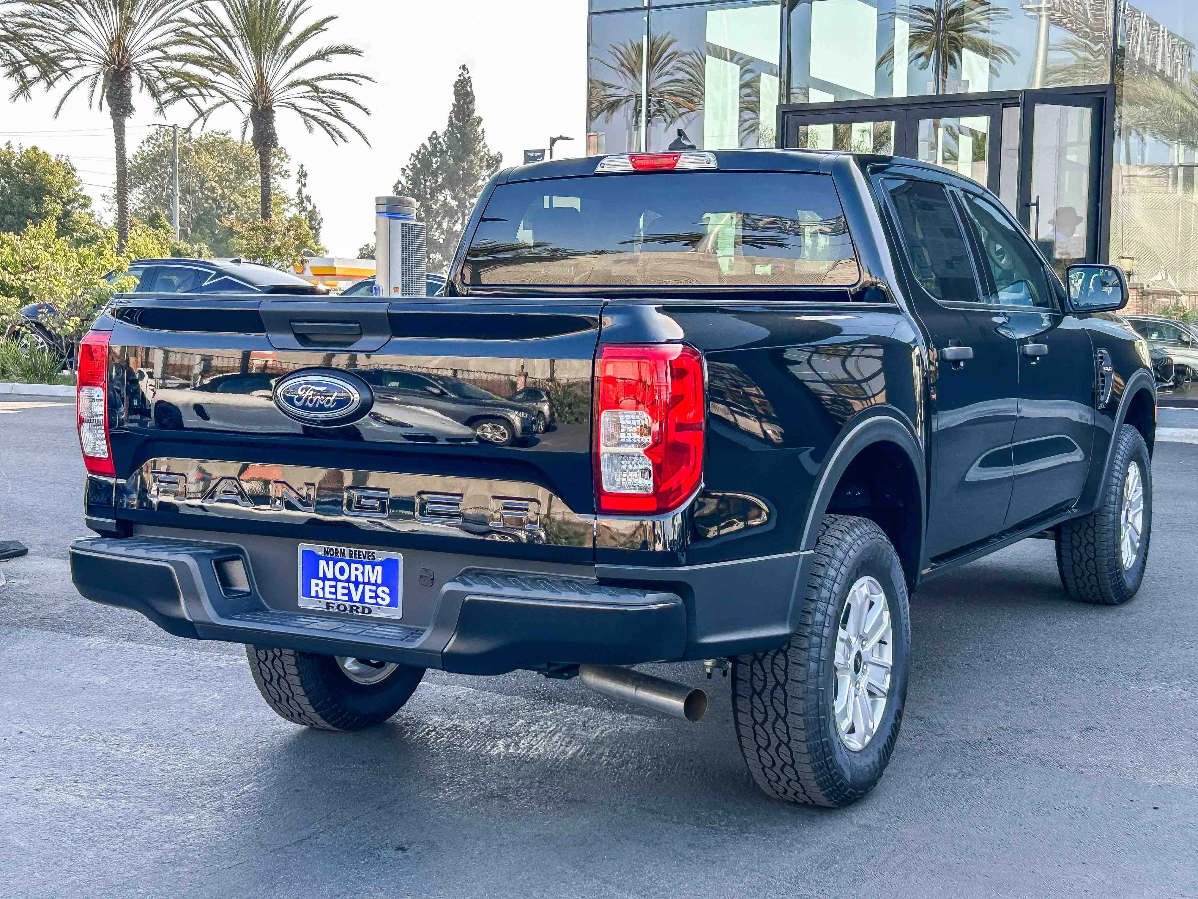 New 2026 Shadow Black Ford XL image 6