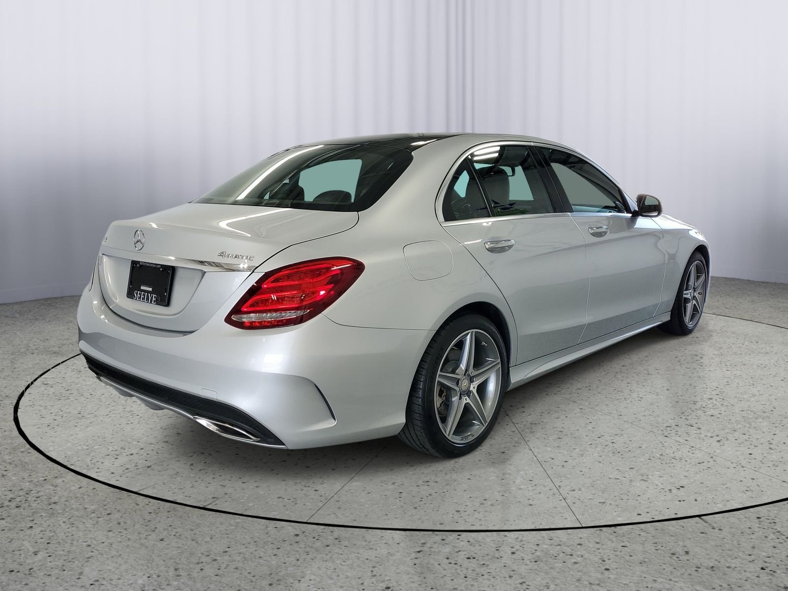 Used 2015 Silver Mercedes-Benz C 400 image 4