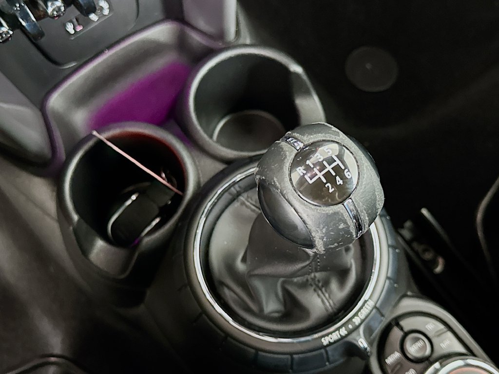 Used 2016 Black MINI Base image 17