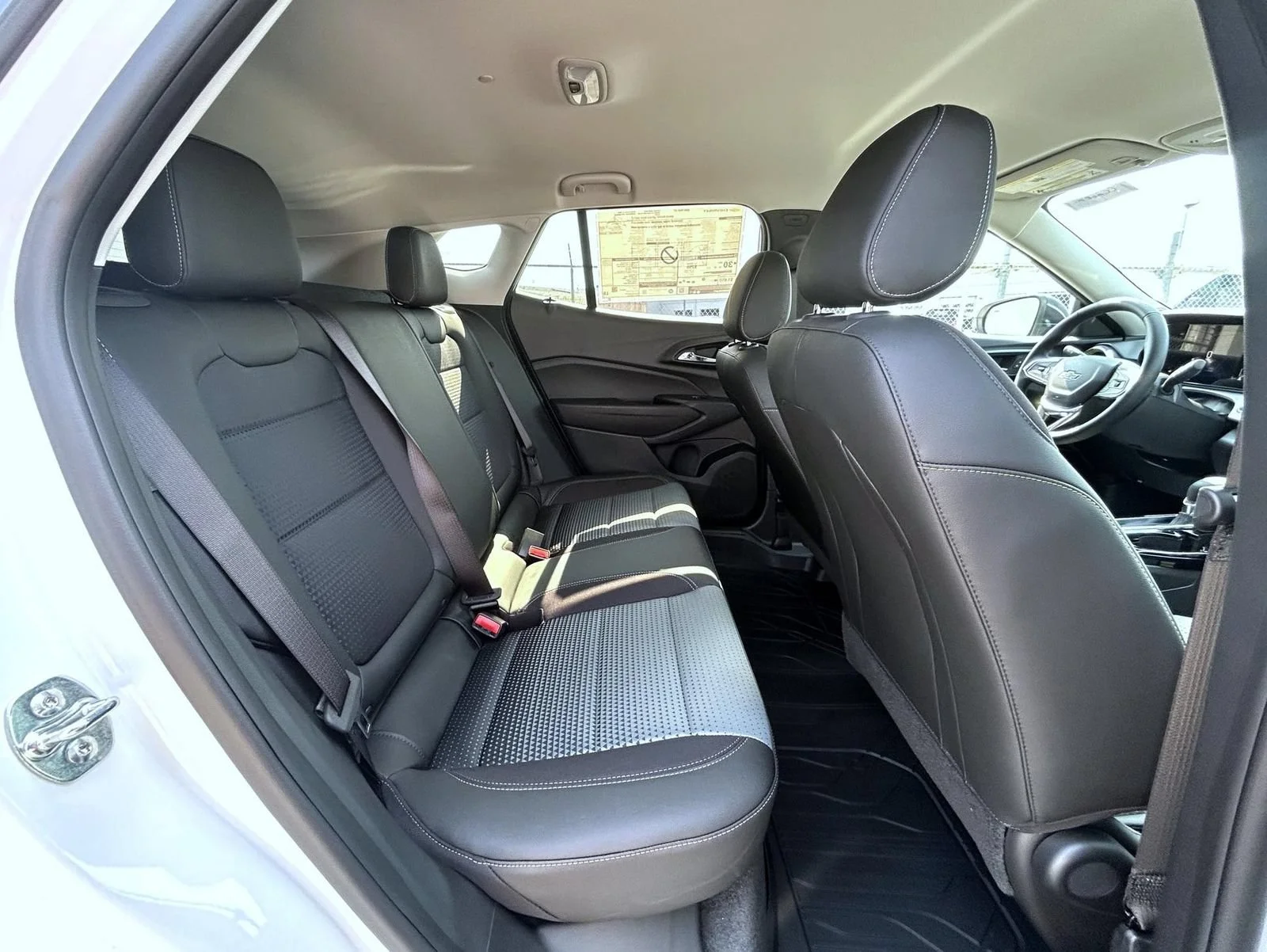 New 2026 Summit White Chevrolet LT image 23