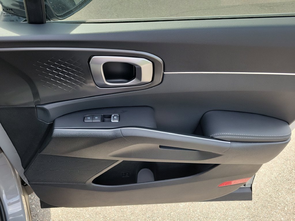 New 2026 Wolf Gray Kia S image 10