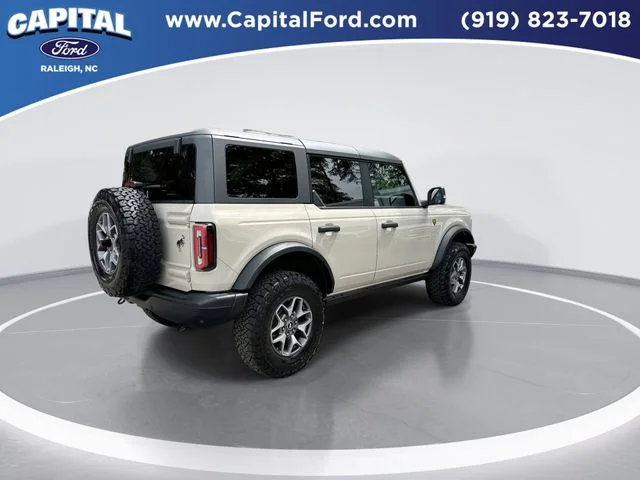 Used 2025 Beige Ford Badlands image 8