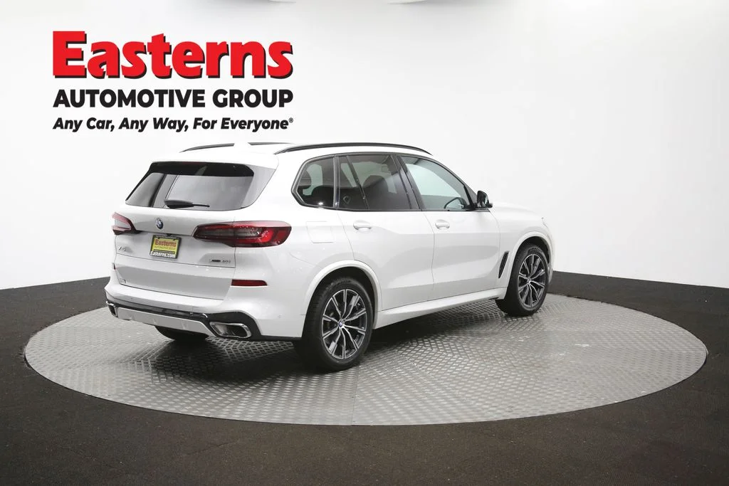 Used 2023 White BMW xDrive40i image 44