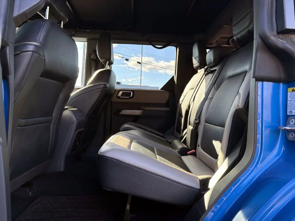 Used 2022 Velocity Blue Metallic Ford Wildtrak image 15