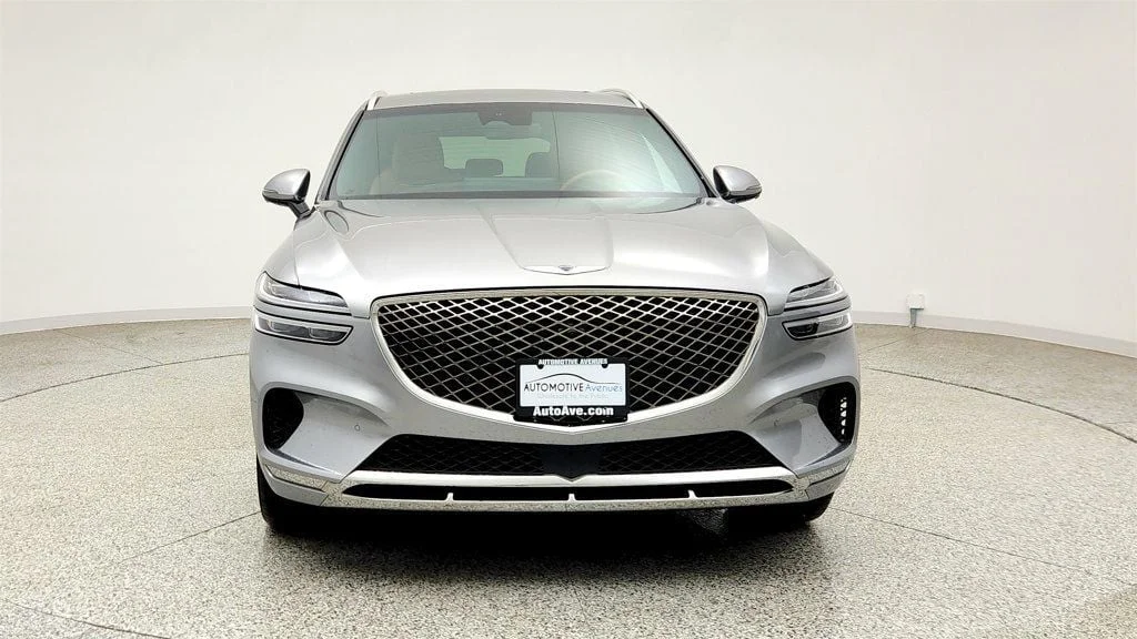 Used 2025 Savile Silver Genesis 2.5T AWD w/ Advanced Package & Panoramic Sunroof image 2