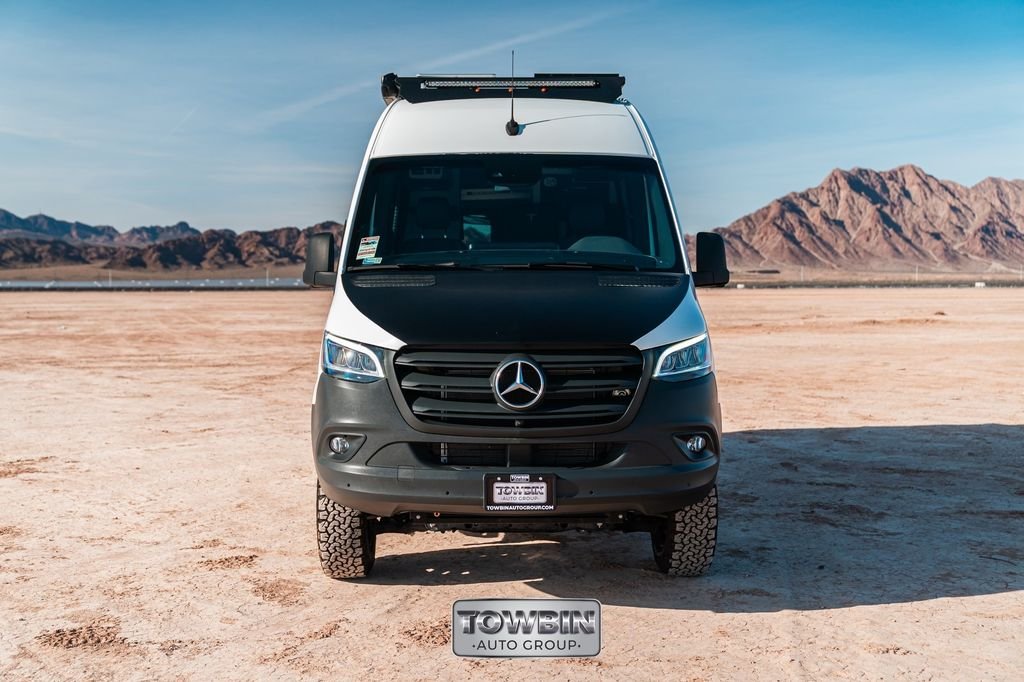 Used 2023 White Mercedes-Benz TIFFIN GH1-AB image 2