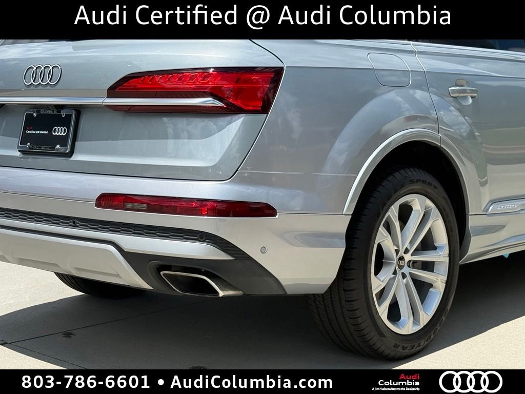 Used 2025  Audi 55 Premium Plus image 15