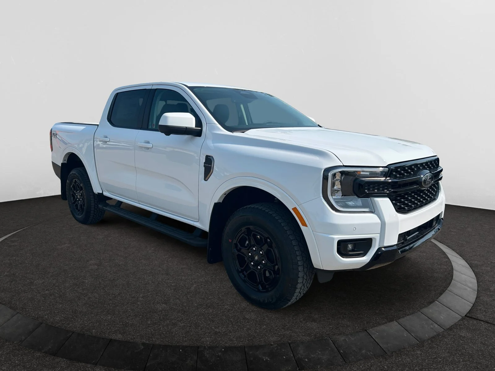 New 2026 Oxford White Ford Lariat image 7