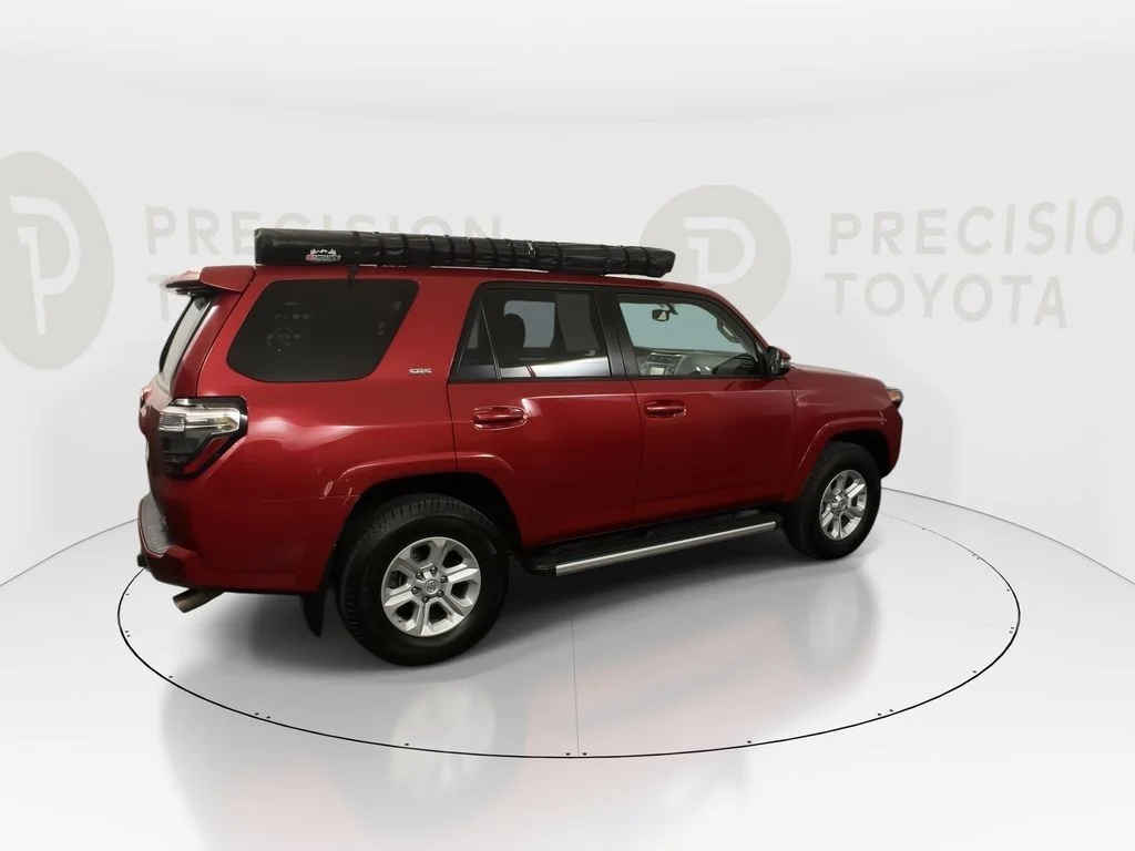Used 2016 Barcelona Red Metallic Toyota SR5 Premium image 21