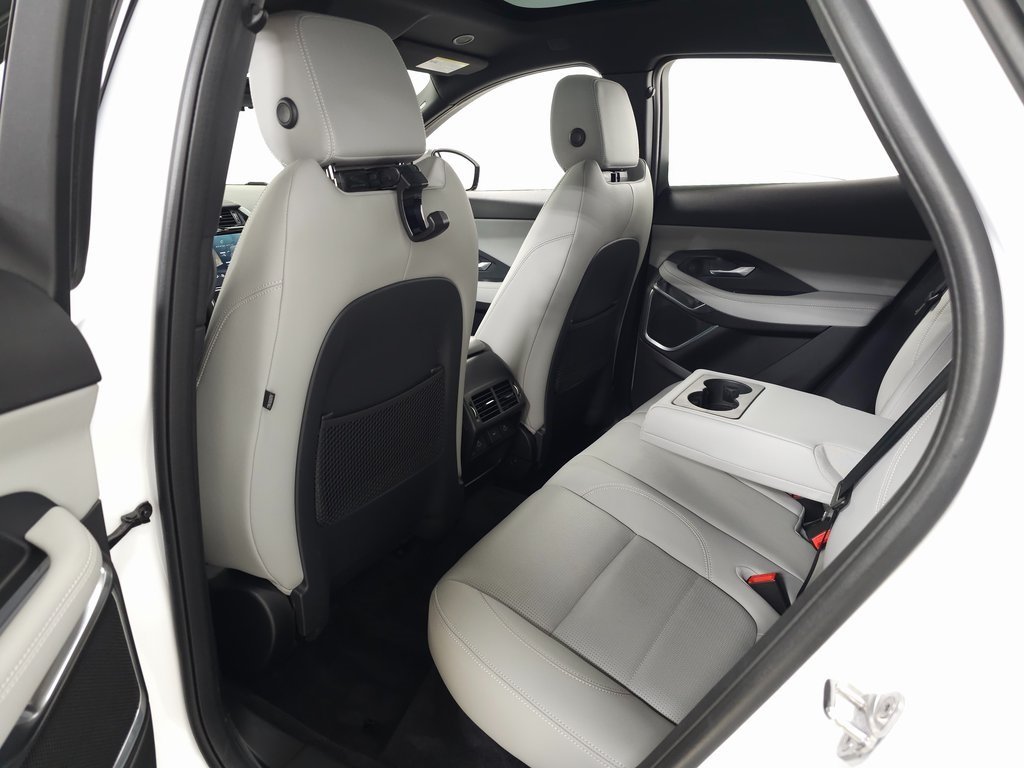 2024 JAGUAR E-PACE - Image 37