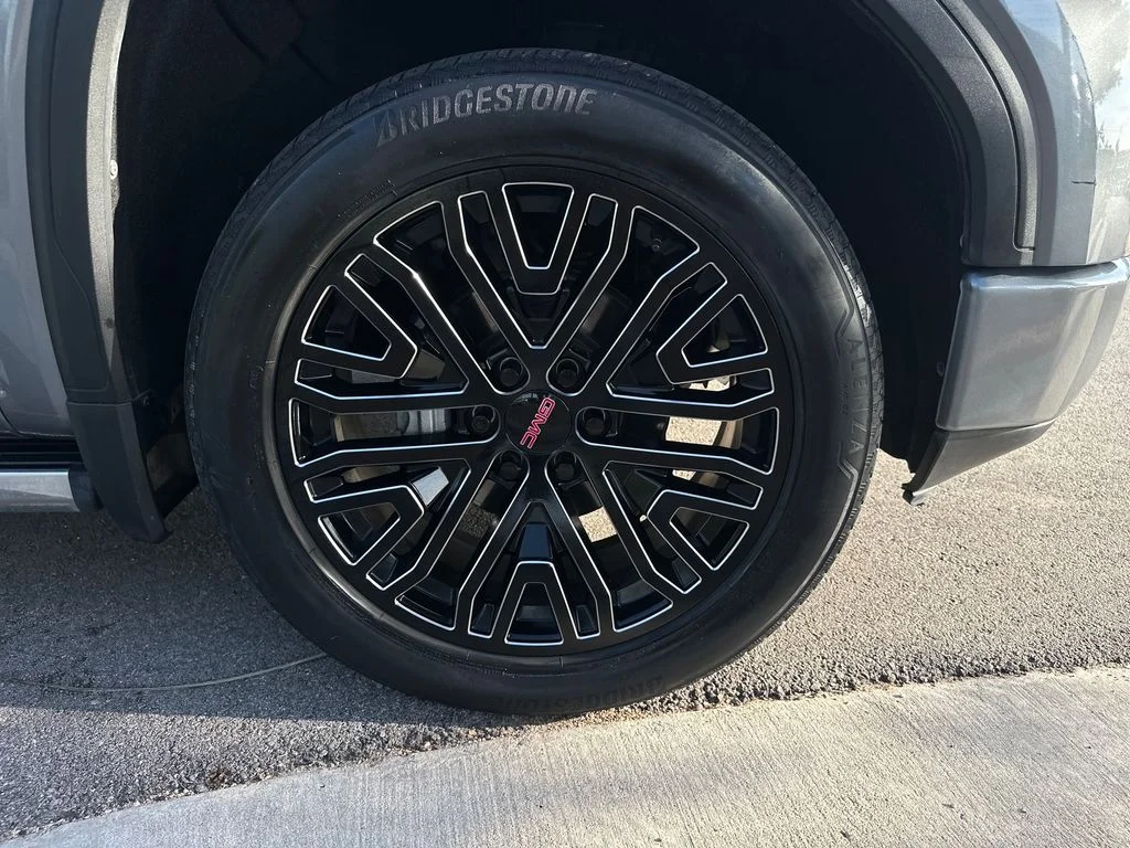 Used 2022 Gray GMC Denali image 13