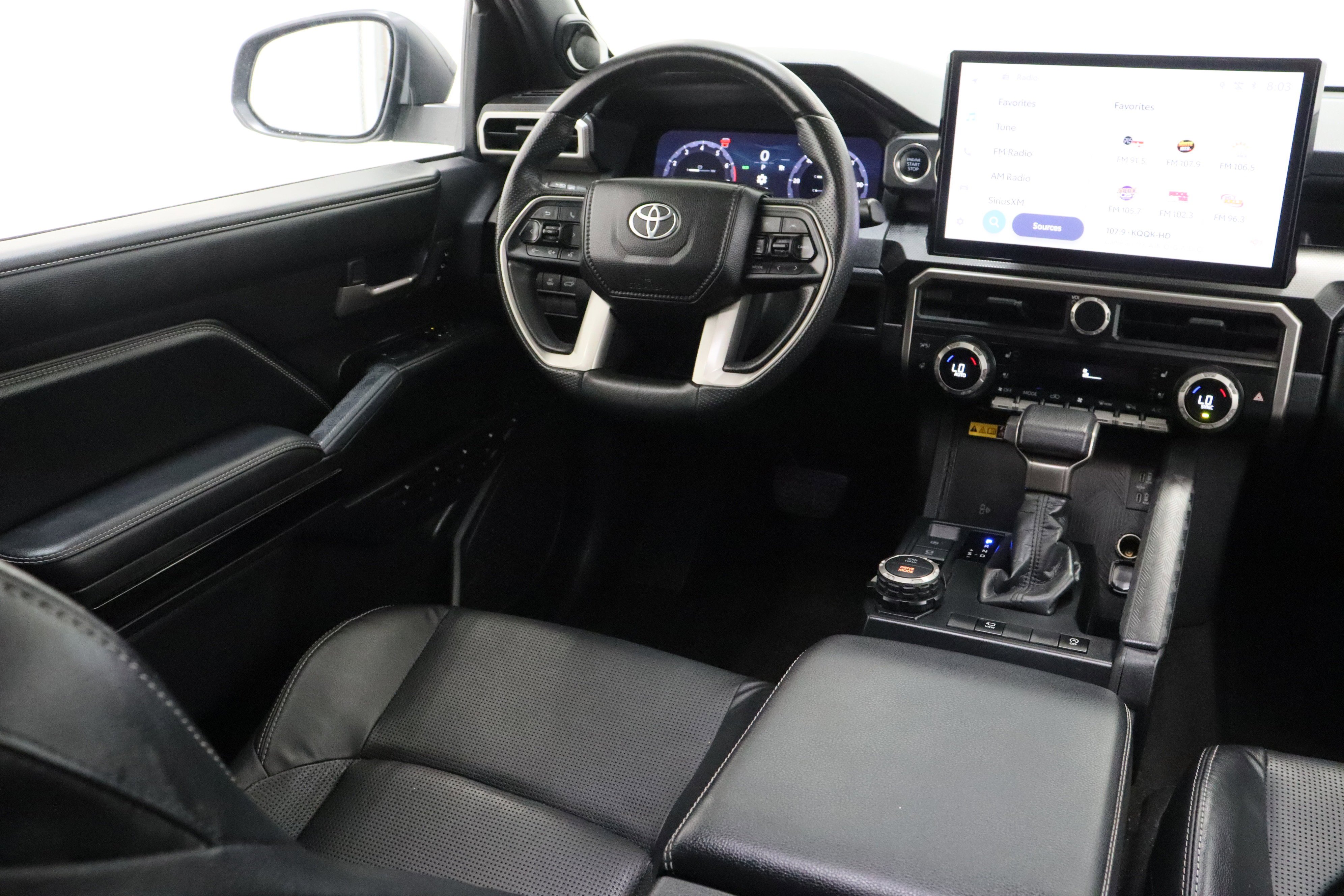 Used 2025 Underground Toyota Limited 2.4T image 34