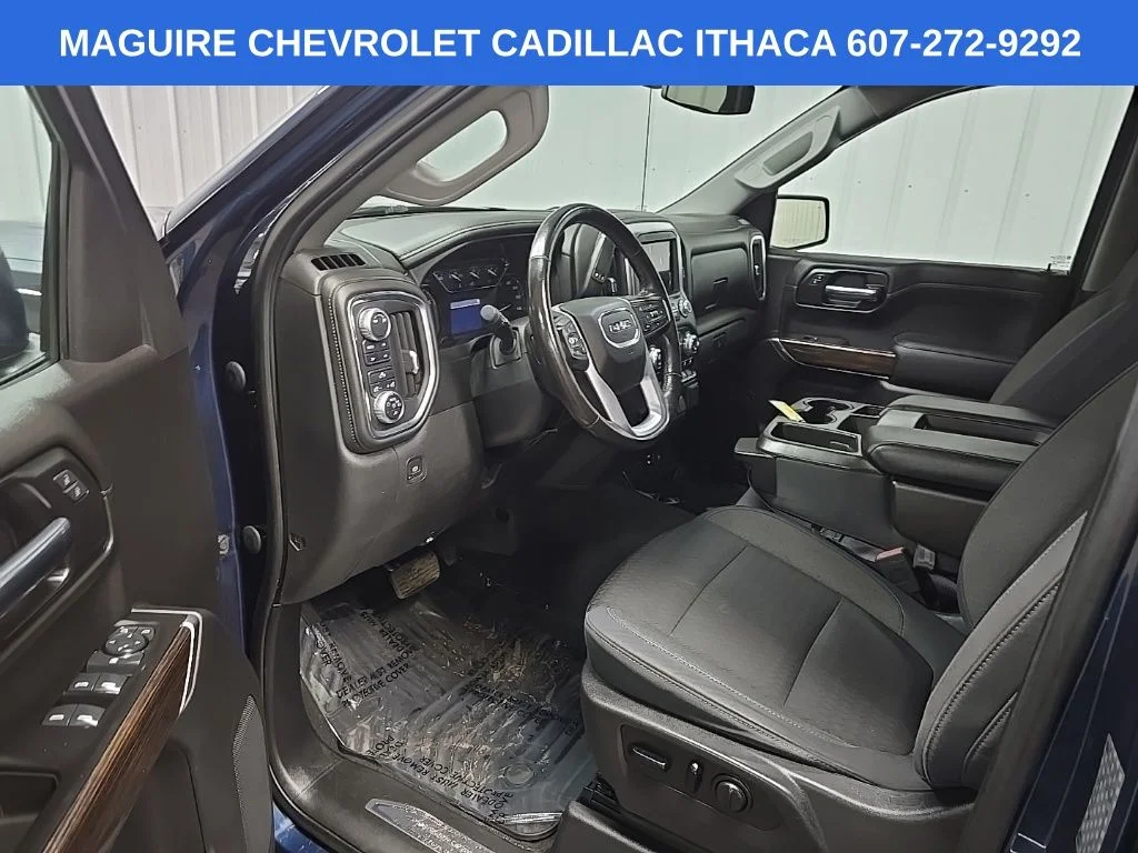 Used 2019 Blue GMC SLE image 28