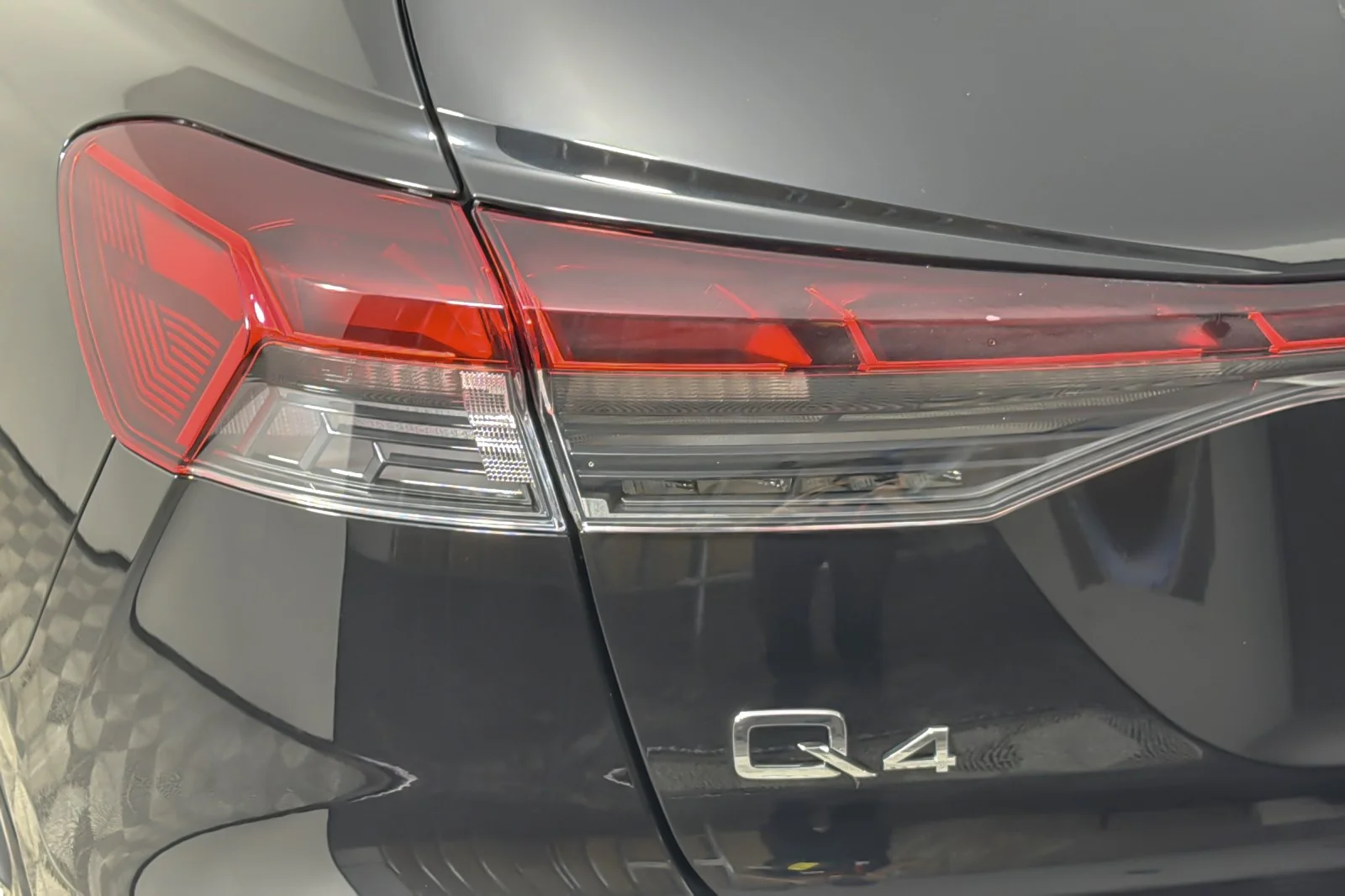Used 2023 Mythos Black Metallic Audi Premium 50 quattro image 26