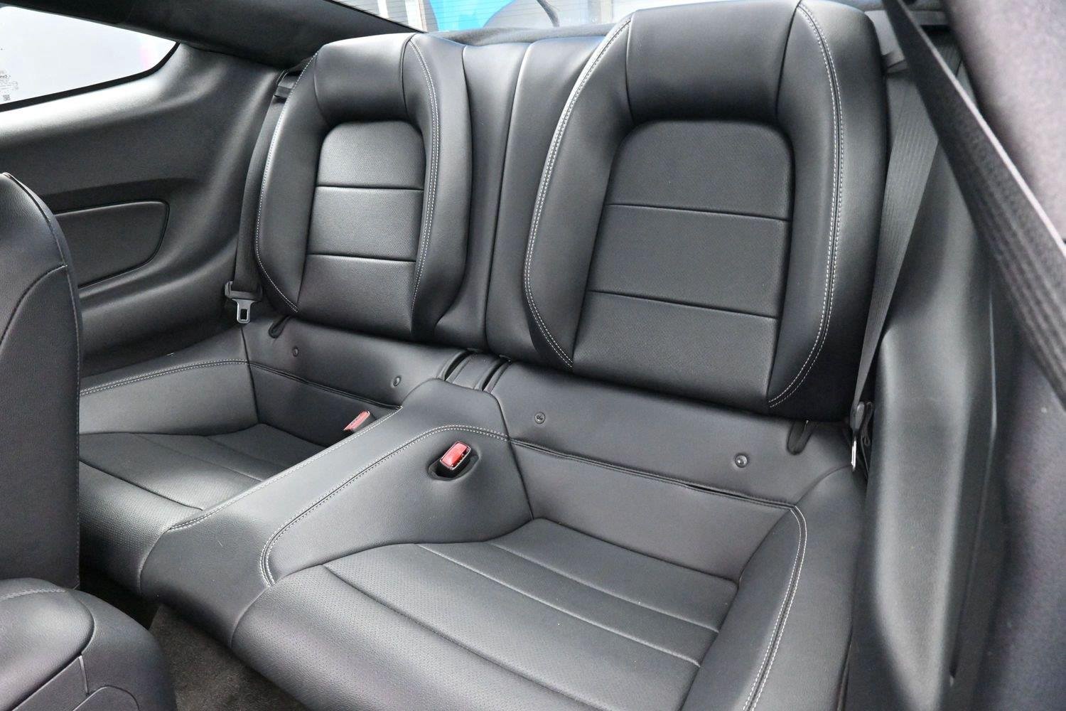 Used 2017 Grabber Blue Ford GT Premium image 27