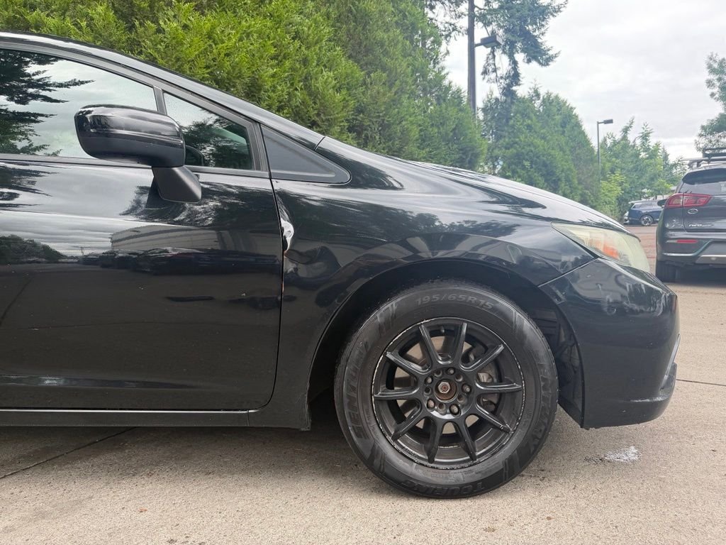 Used 2014 Black Honda LX image 3