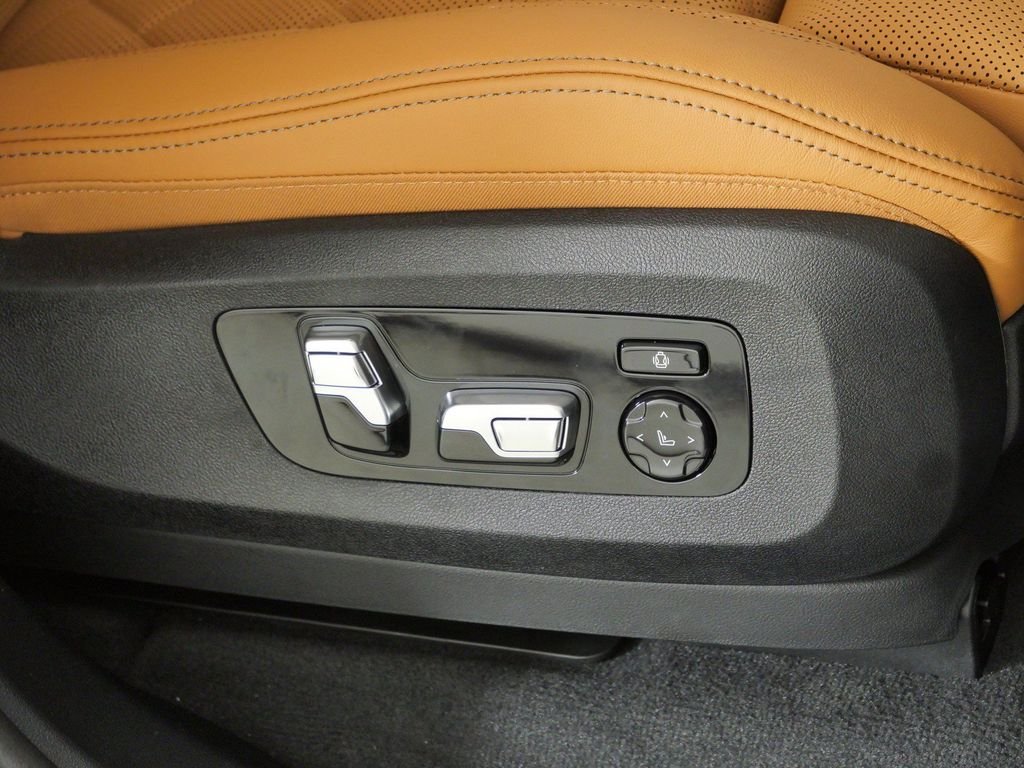New 2026 Skyscraper Grey Metallic BMW xDrive40i image 22