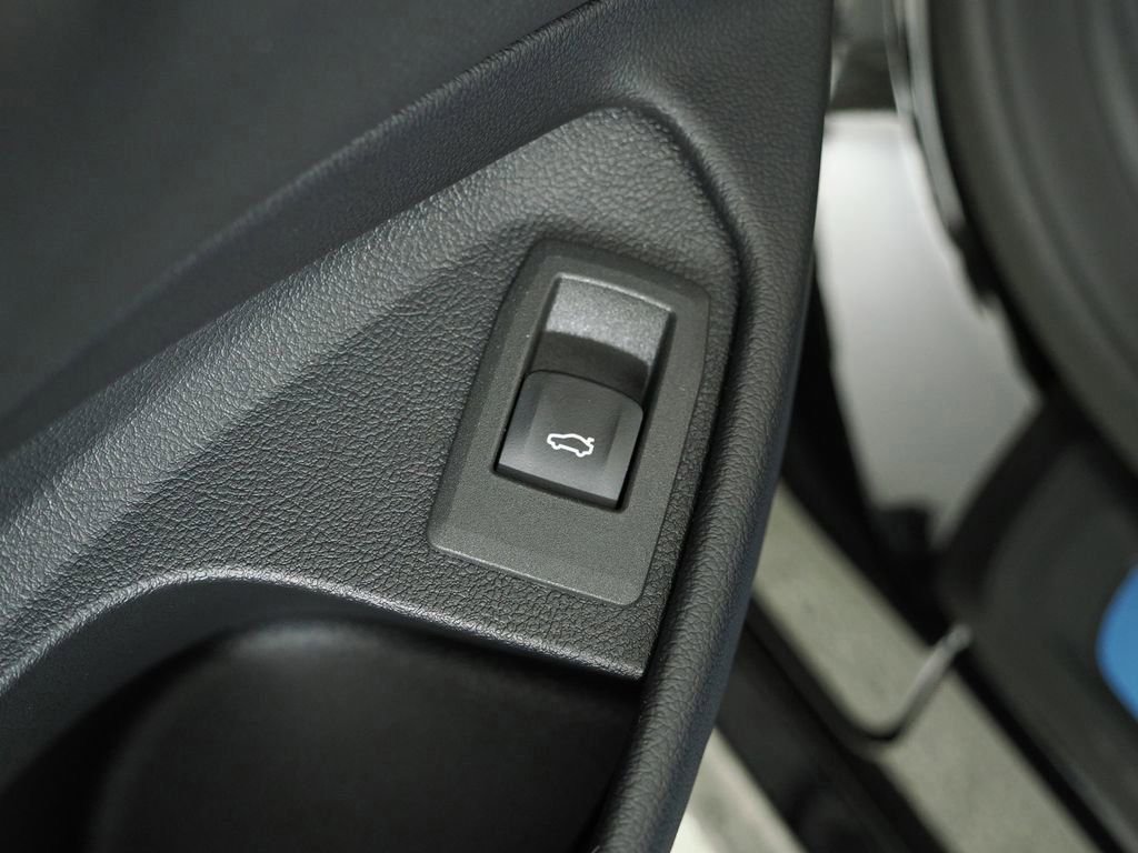 Used 2026 Black Sapphire Metallic BMW 430i xDrive image 33