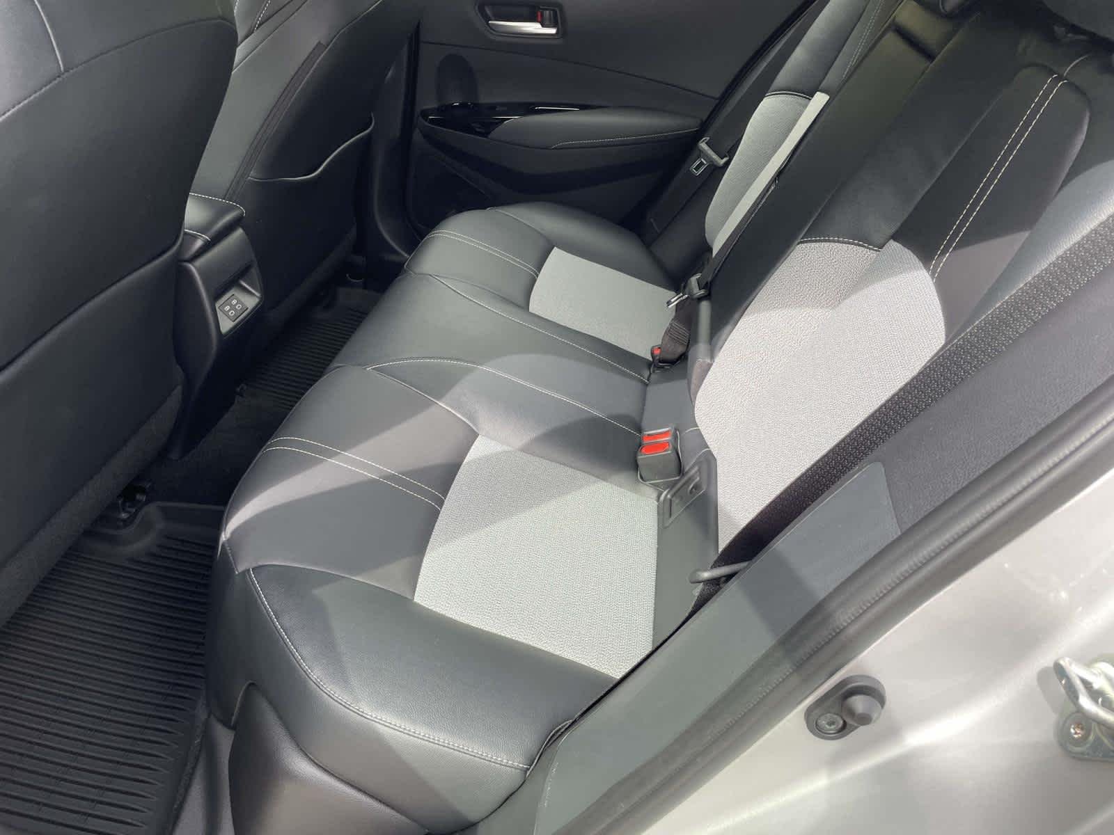 Used 2025 Classic Silver Metallic/Midnight Black Metallic Toyota XSE image 22