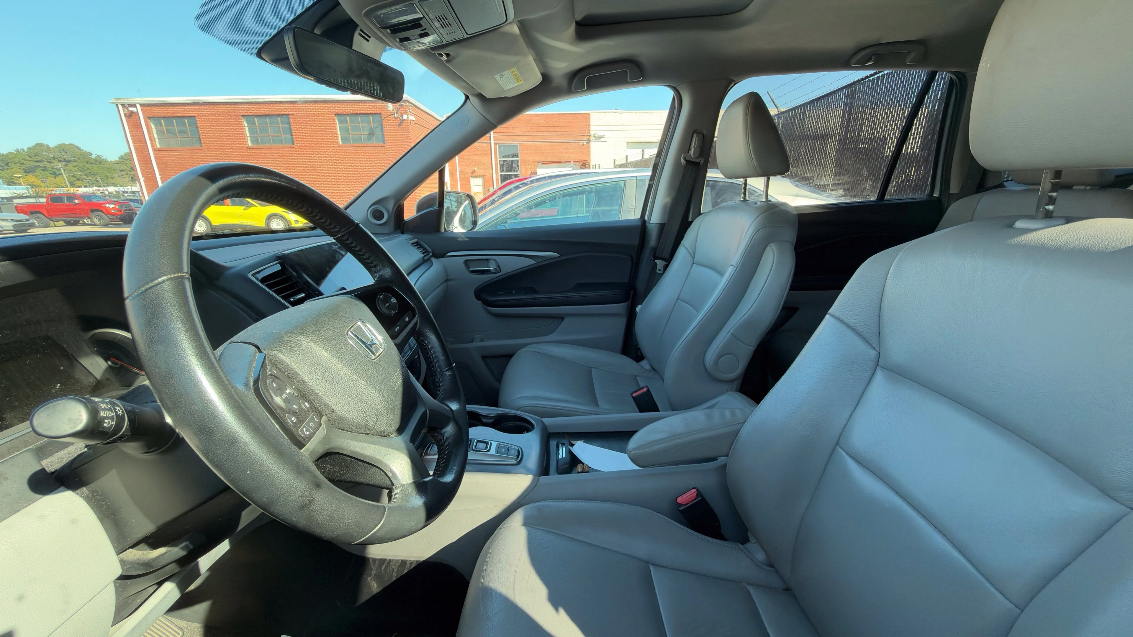 Used 2021 Lunar Silver Metallic Honda Special Edition image 4