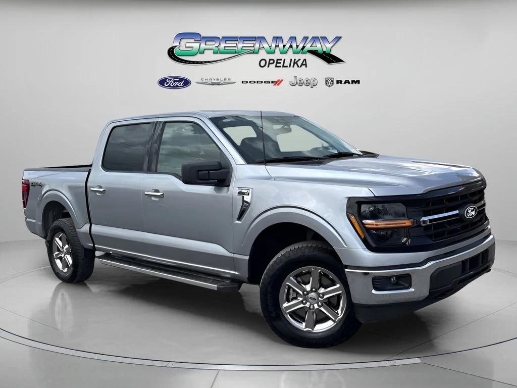 Used 2025 Silver Metallic Ford XLT image 1