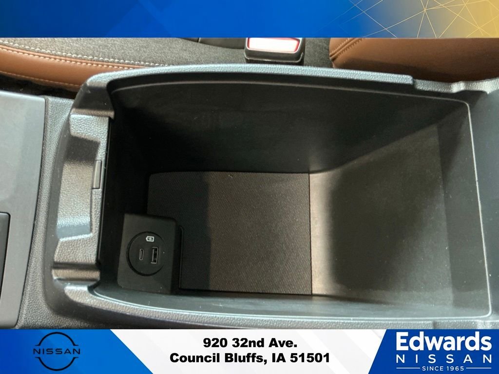 Used 2022 White Ford Outer Banks image 31