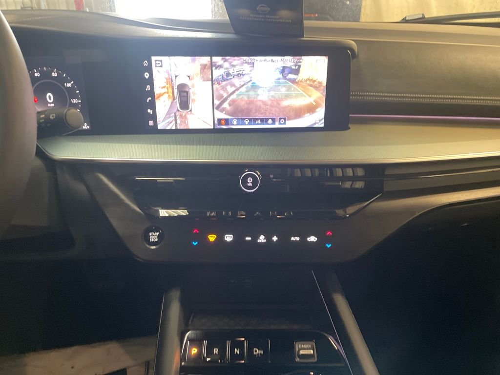 Used 2025 Gray Nissan SL image 22