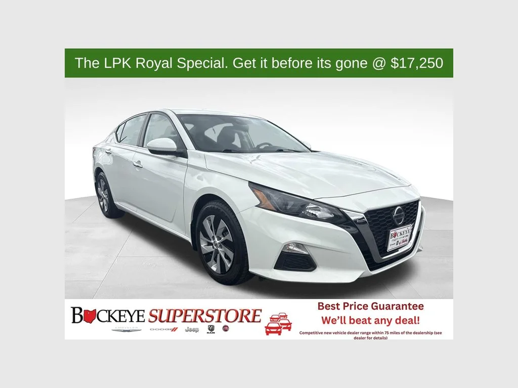 Used 2022 White Nissan 2.5 S image 1