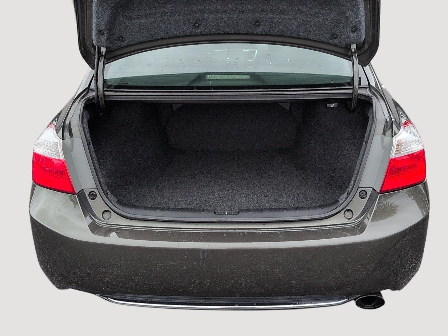 Used 2014  Honda EX image 14
