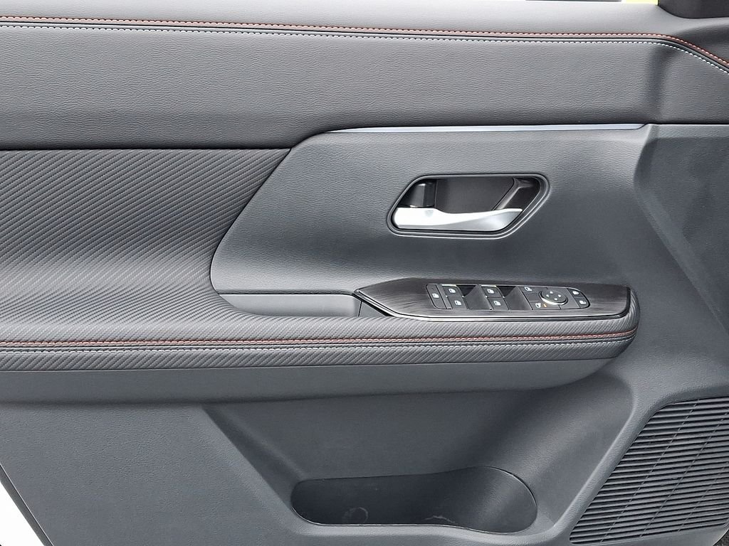 2026 Nissan KICKS SR AWD - Photo 8