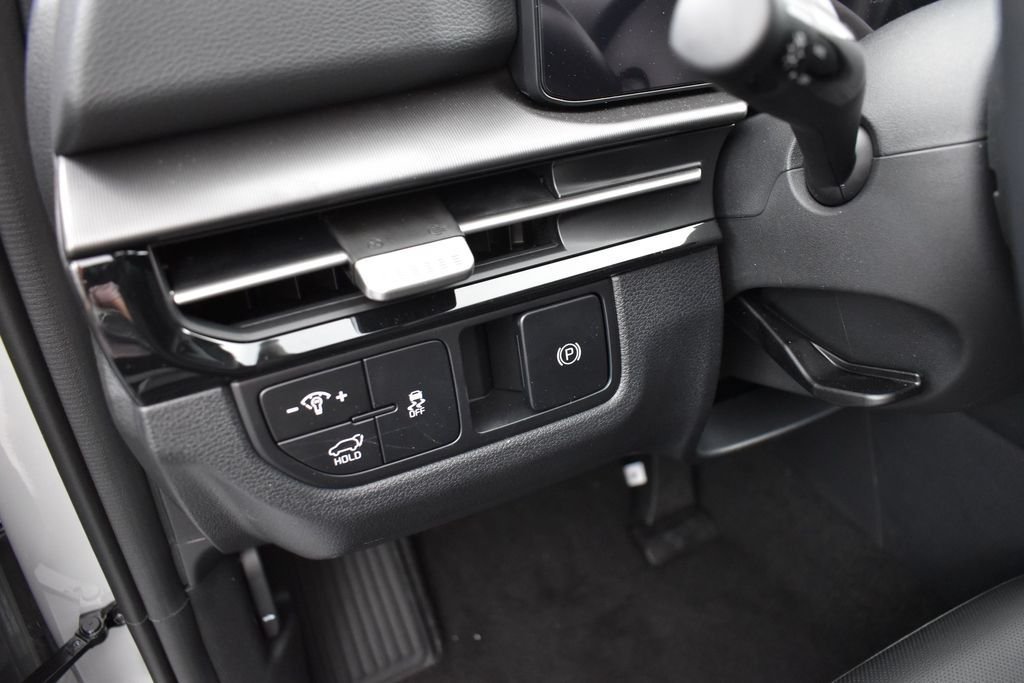 New 2026 Wolf Gray Kia EX image 7