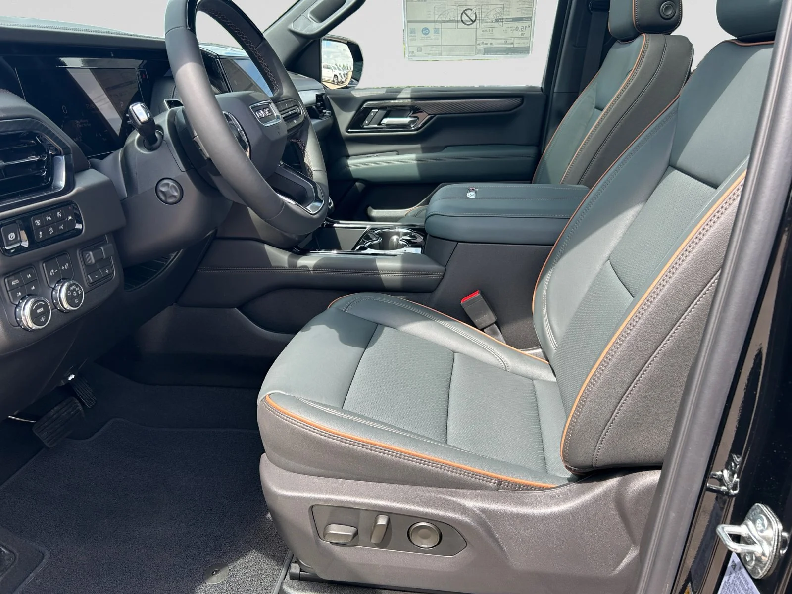 New 2026 Onyx Black GMC AT4 image 15