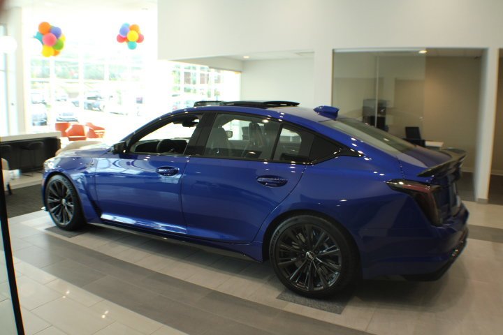 New 2026 Deep Ocean Tintcoat Cadillac V-Series Blackwing image 2