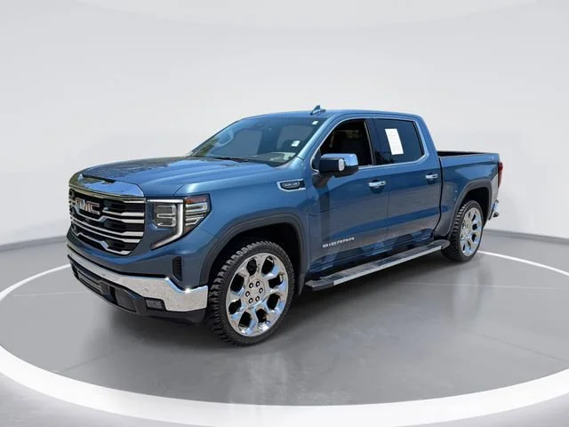 2024 GMC Sierra 4WD Crew Cab Short Box SLT's photo