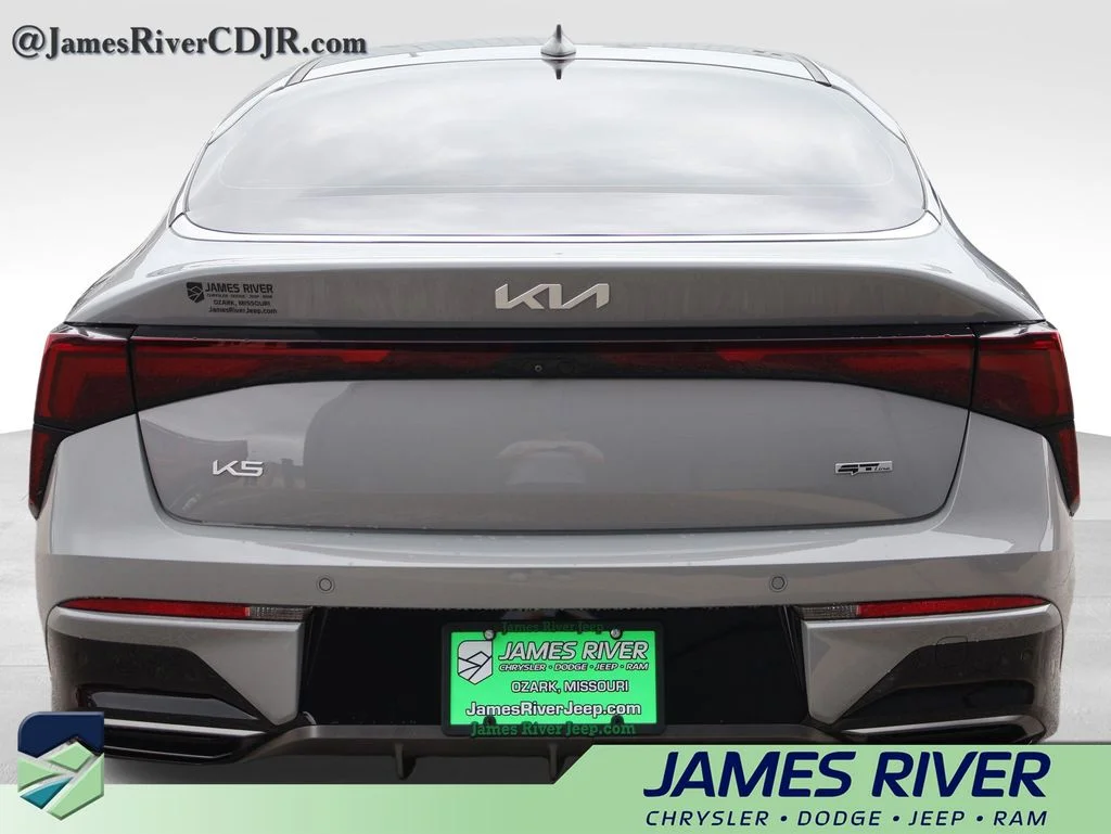 Used 2025 Gray Kia GT-Line image 4