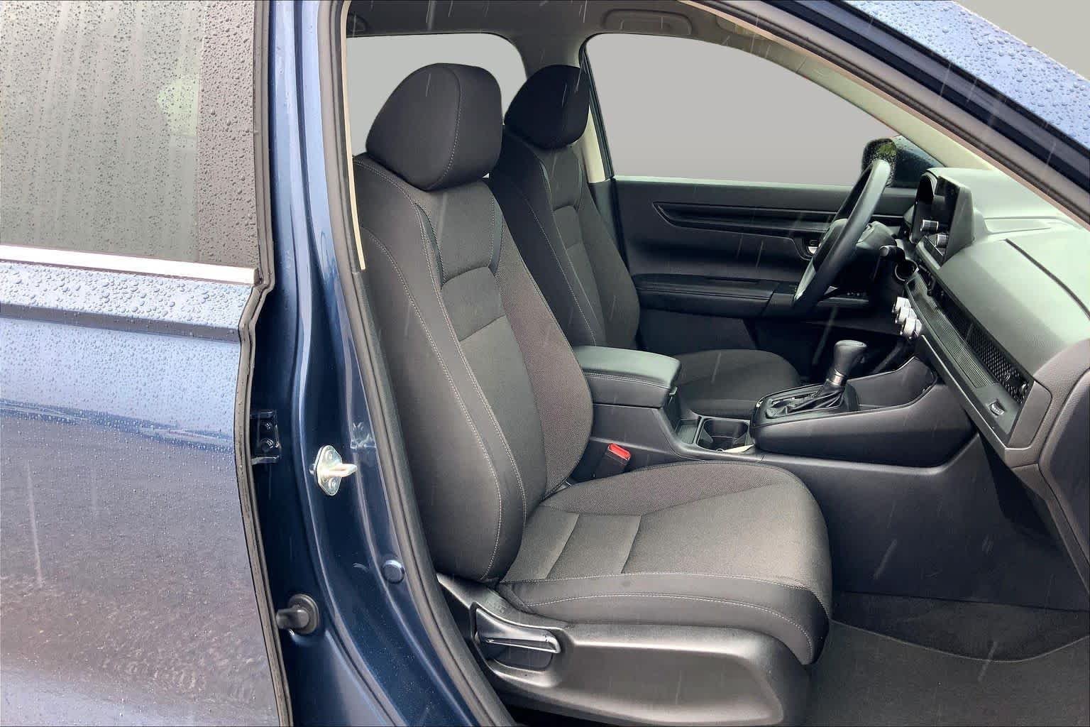 2023 Honda CR-V LX - Photo 9