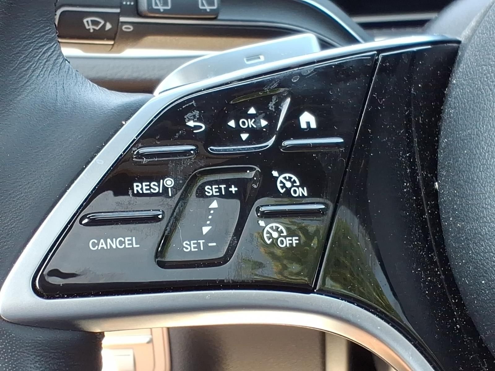 Certified Used 2025  Mercedes-Benz GLE 350 image 25