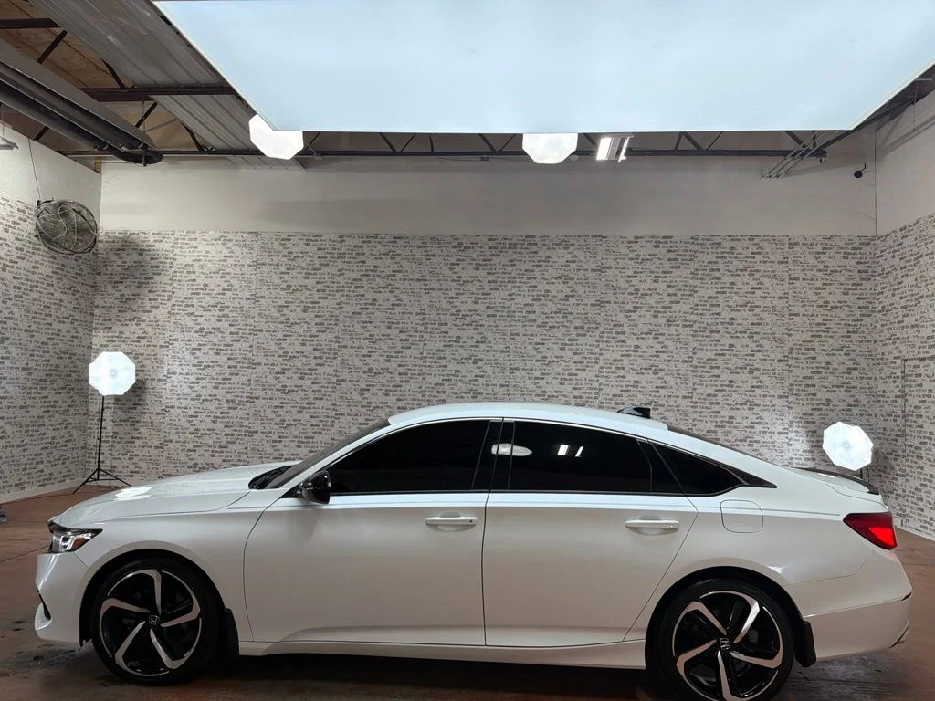 Used 2022 Platinum White Pearl Honda Sport image 4