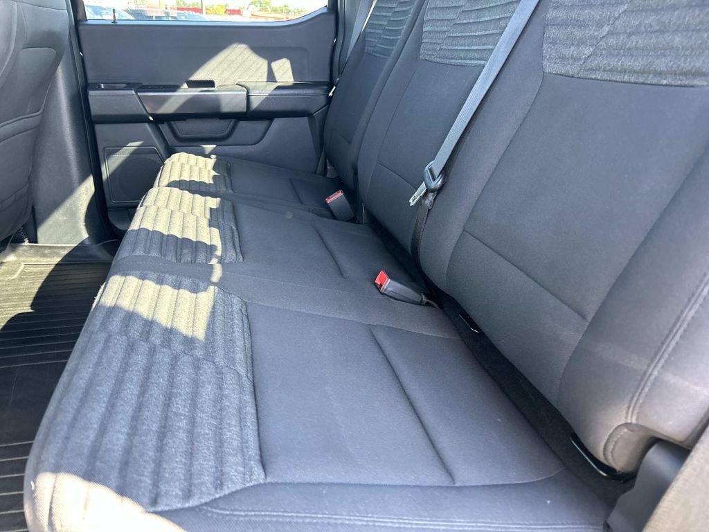 Used 2021 Black Metallic Ford XL image 19