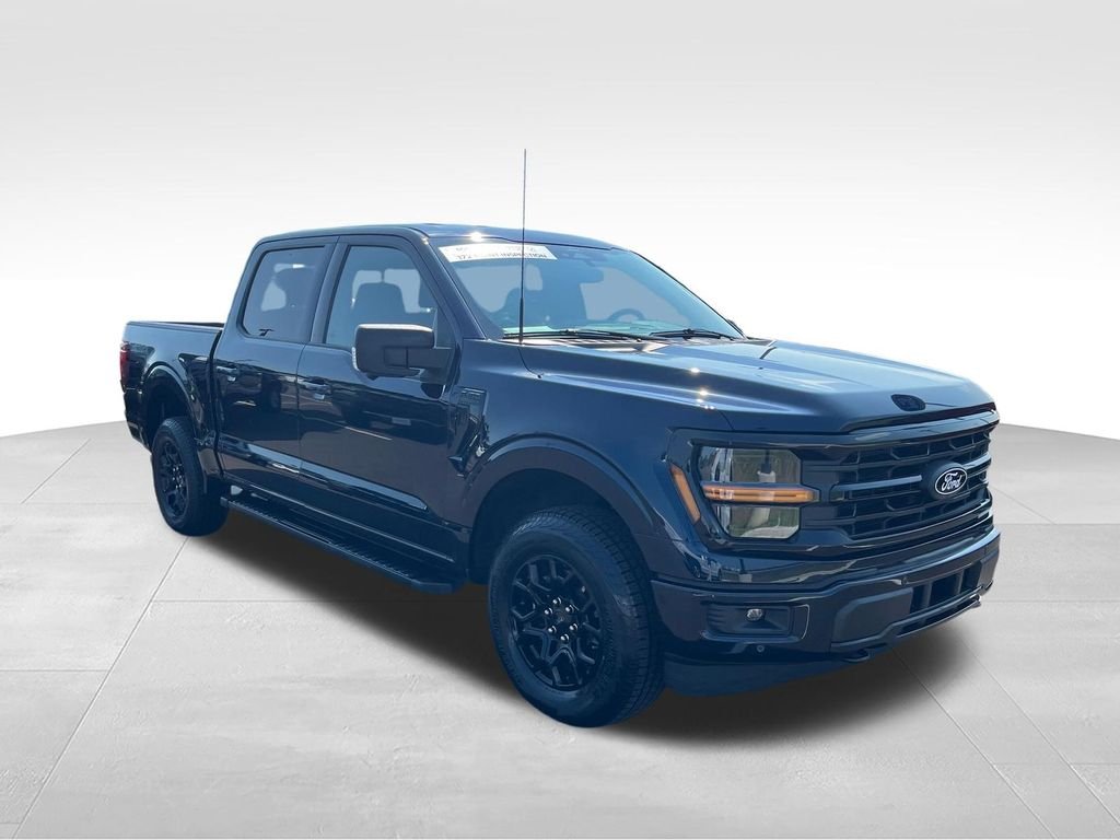 Used 2024 Blue Ford XLT image 7