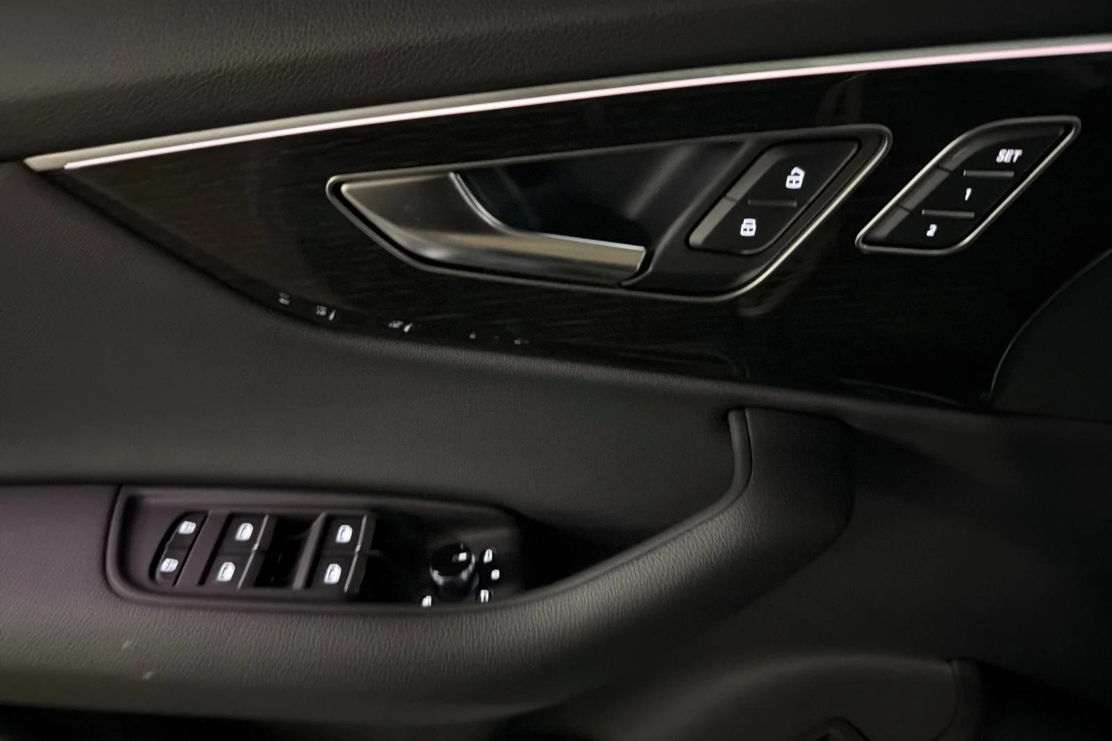 2026 Audi Q7 Premium - Photo 10