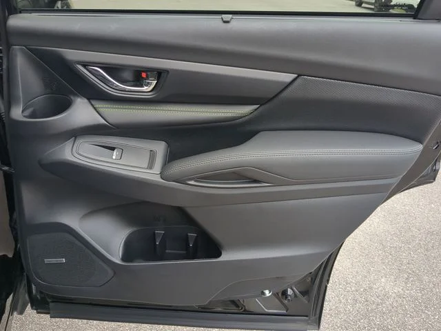 Used 2025 Black Subaru Onyx Edition Touring image 37