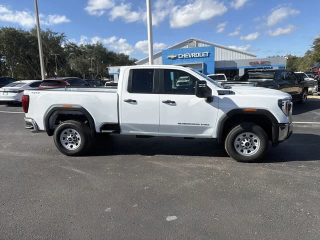New 2026 Summit White GMC Pro image 3