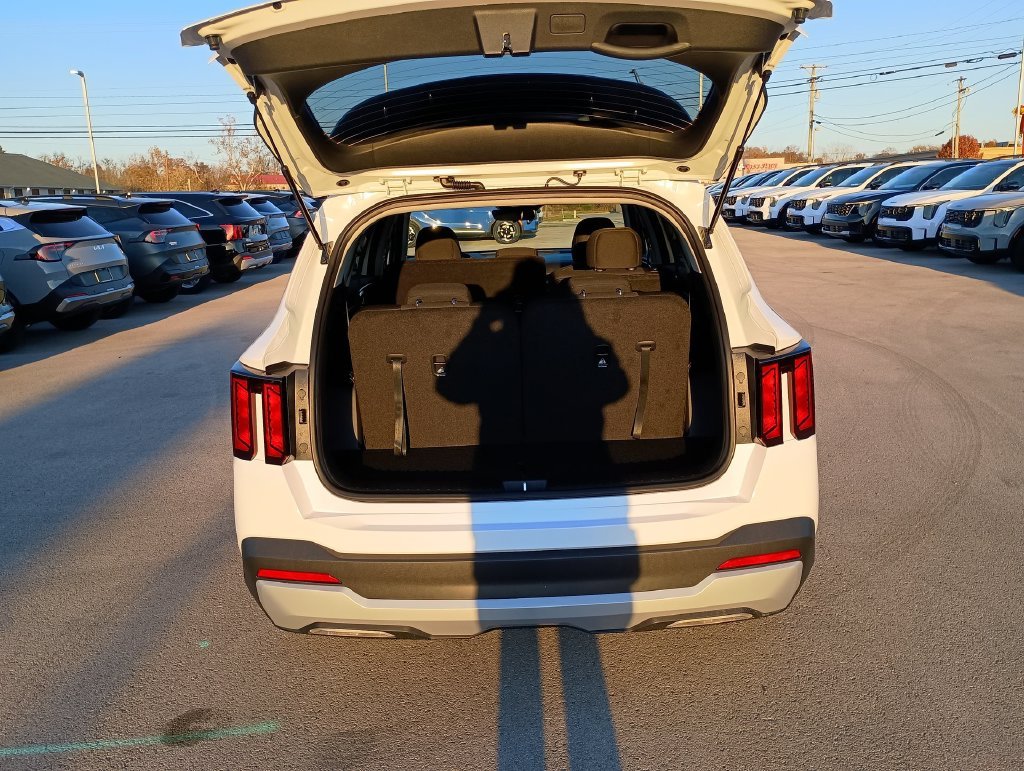 Used 2026 White Kia LX image 30