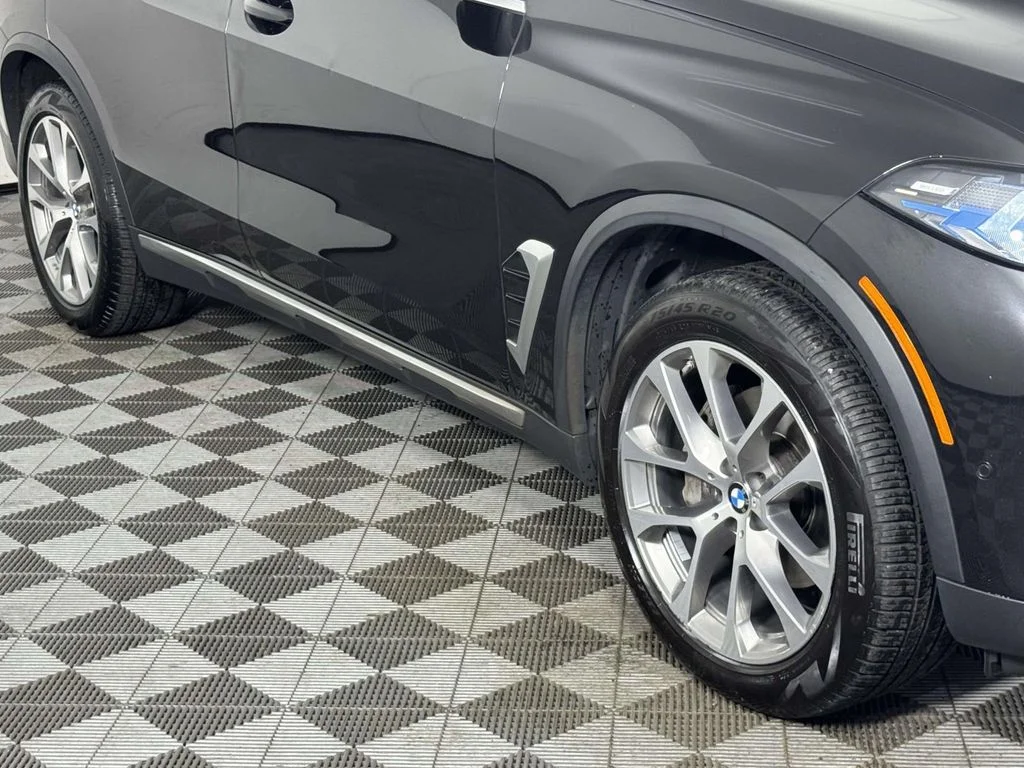 Certified Used 2024 Black BMW xDrive40i image 12