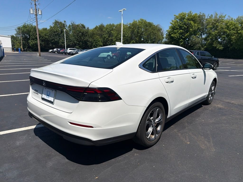 Certified Used 2024 Platinum White Pearl Honda EX image 5