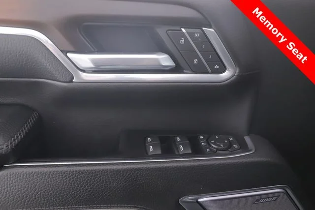 Used 2025 Black GMC Denali image 20