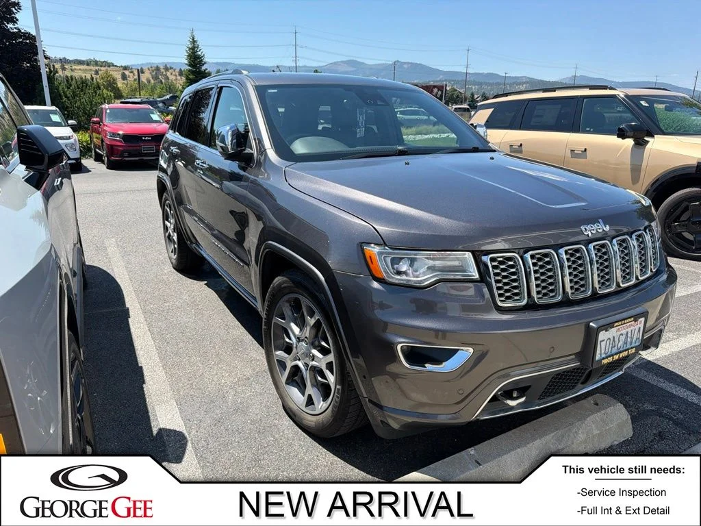 Used 2020 Gray Jeep Overland image 1