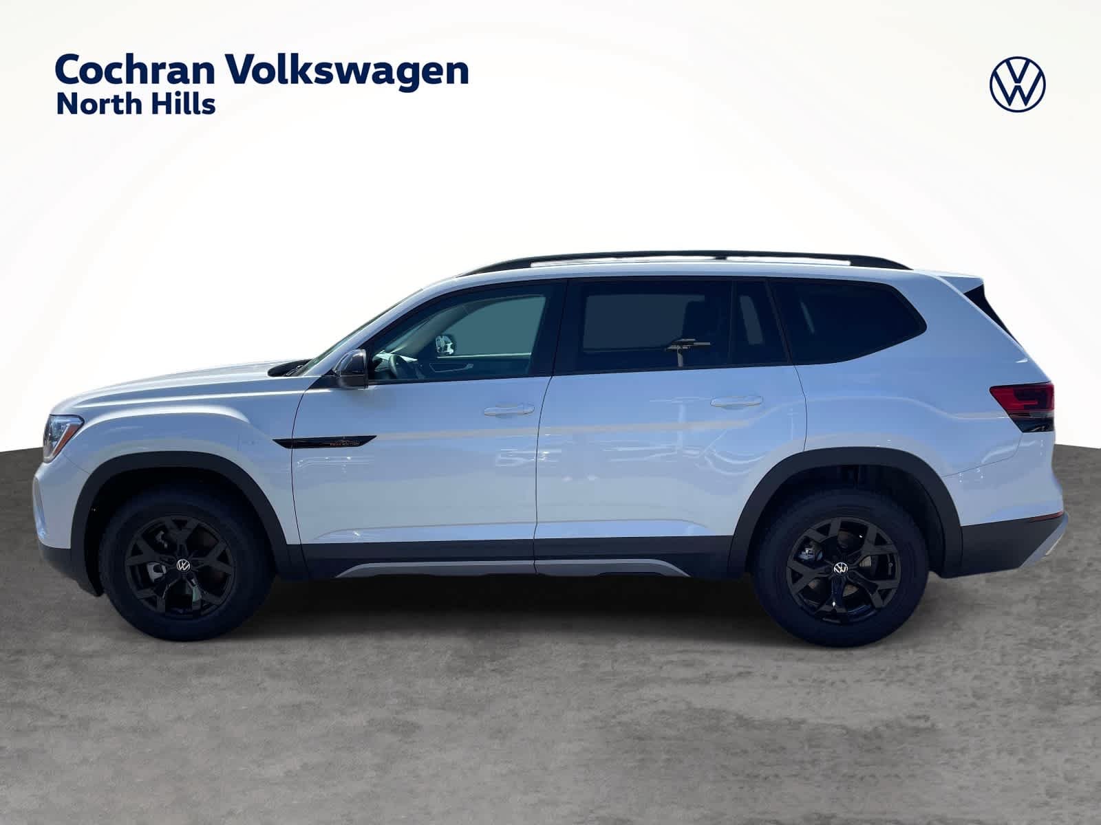 New 2026 Opal White Pearl Volkswagen 2.0T Peak Edition image 6