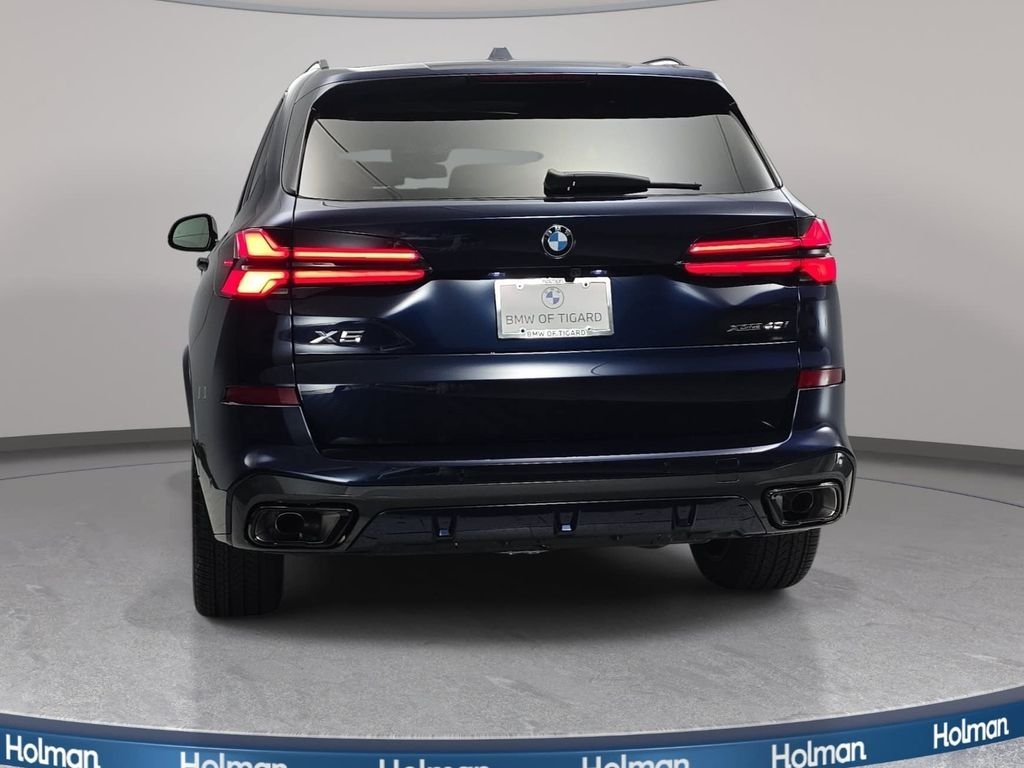 New 2026 Tanzanite Blue II Metallic BMW xDrive40i image 6